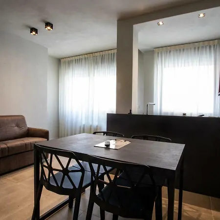 Apartamento Astoria Living Bolonia