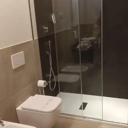 Astoria Living Apartment